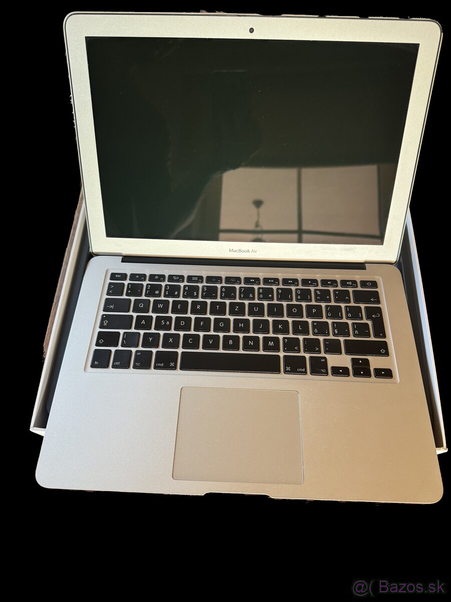 Apple MacBook Air 13"; mid 2013; 128GB SSD