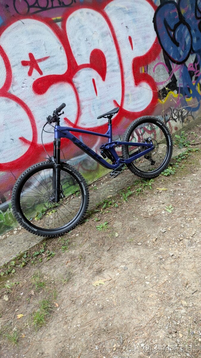 Trek slash 8 L (full custom)