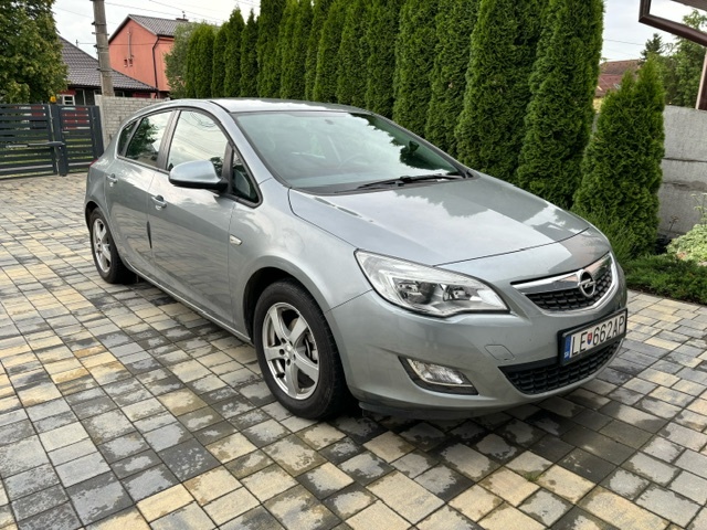 Opel Astra J 1.6 16v