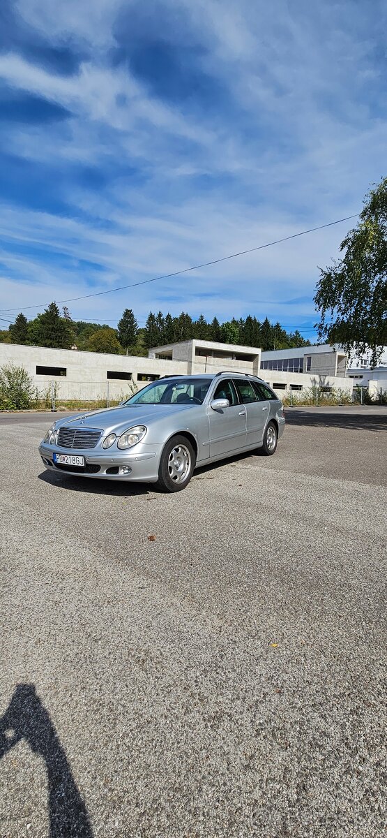 Mercedes Benz E 270 CDI s211