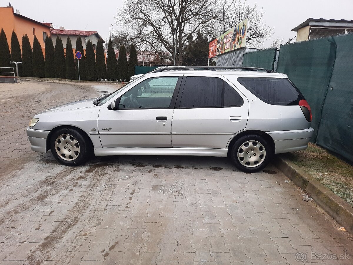 Peugeot 306