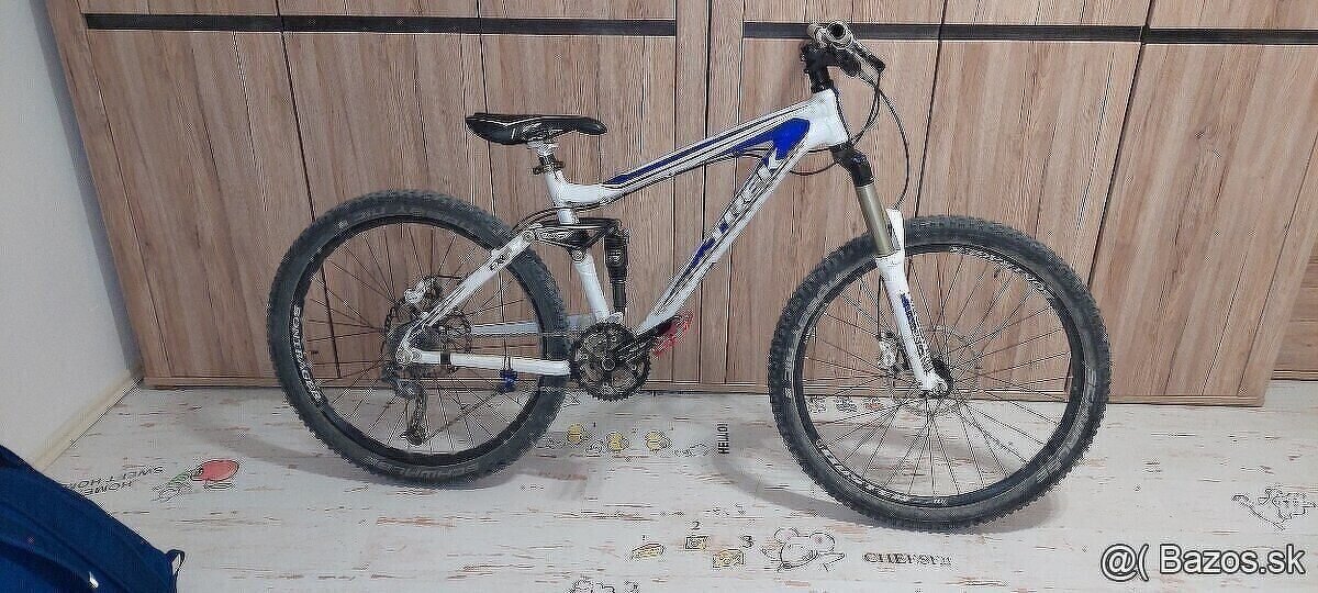 Trek 26"