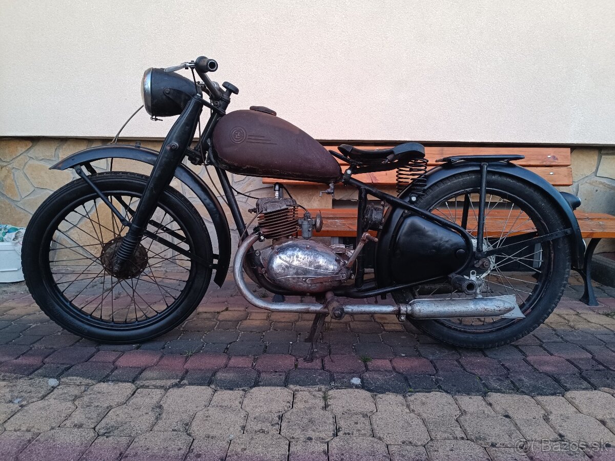 Predám motocykel ČZ 125T