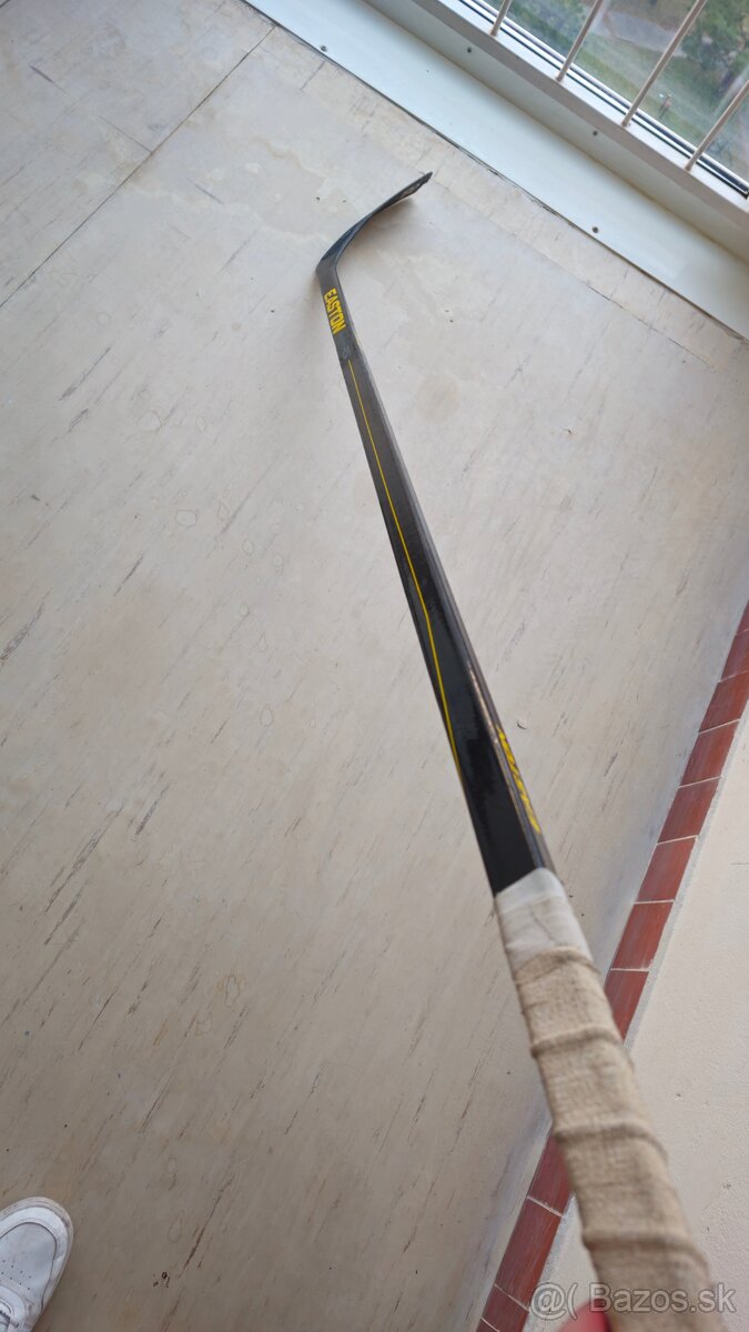 Predam hokejku Easton Stealth RS2