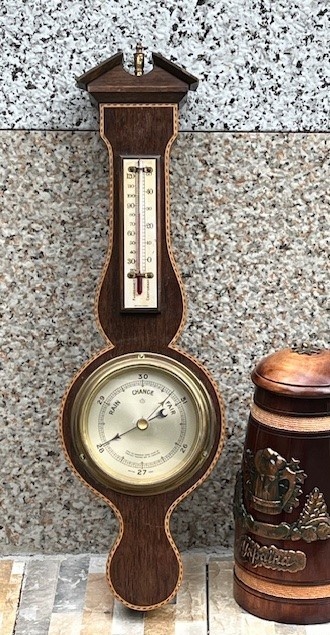 Stary dobry barometer-meteostanica,vyska 46 cm