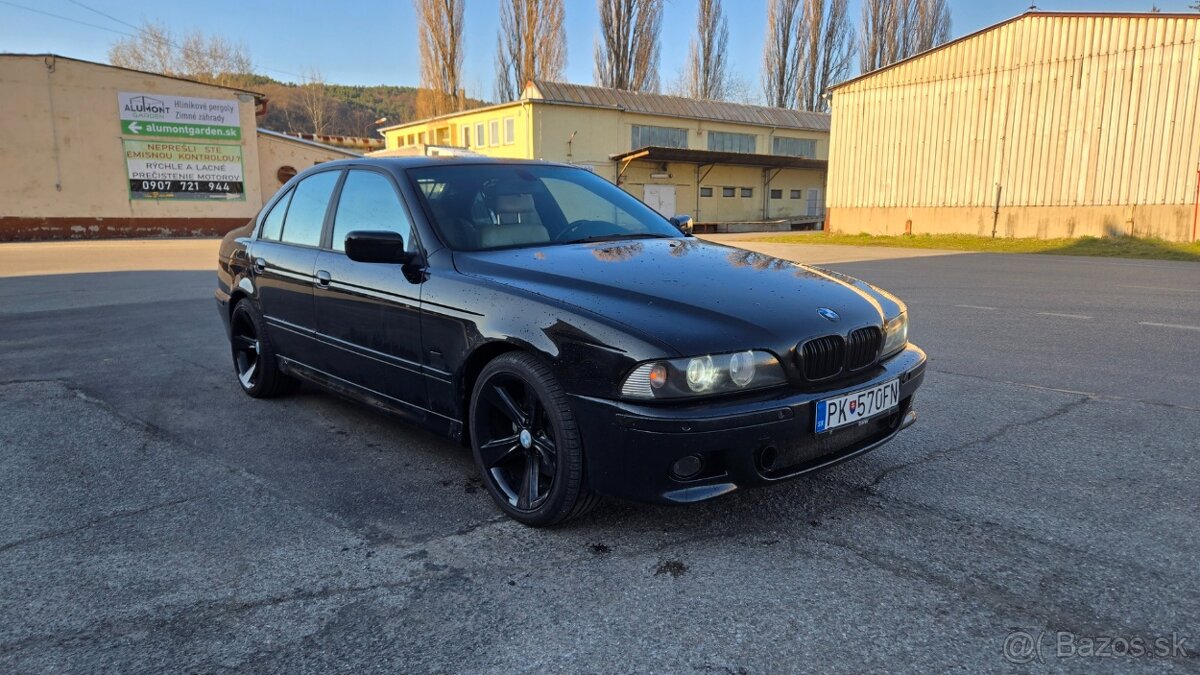 BMW E39 530i