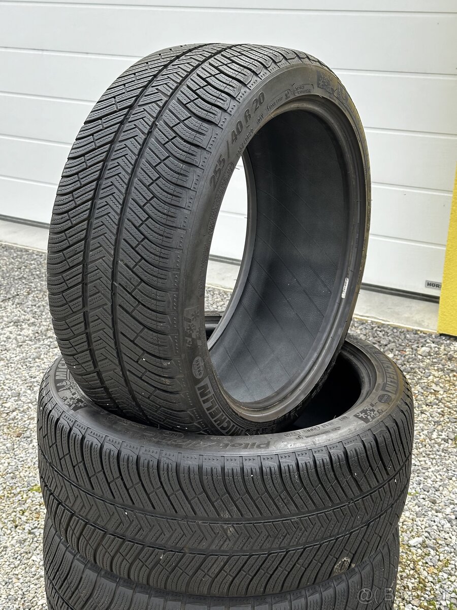 Michelin Pilot Alpin 255/40 r20 zimne pneu