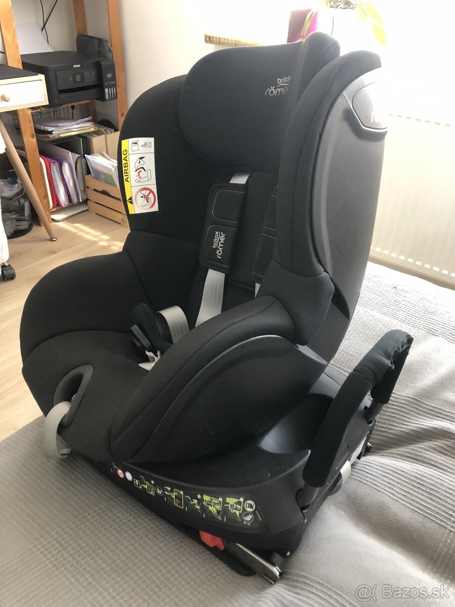 Britax Römer Dualfix 2 R 2022 Storm Grey