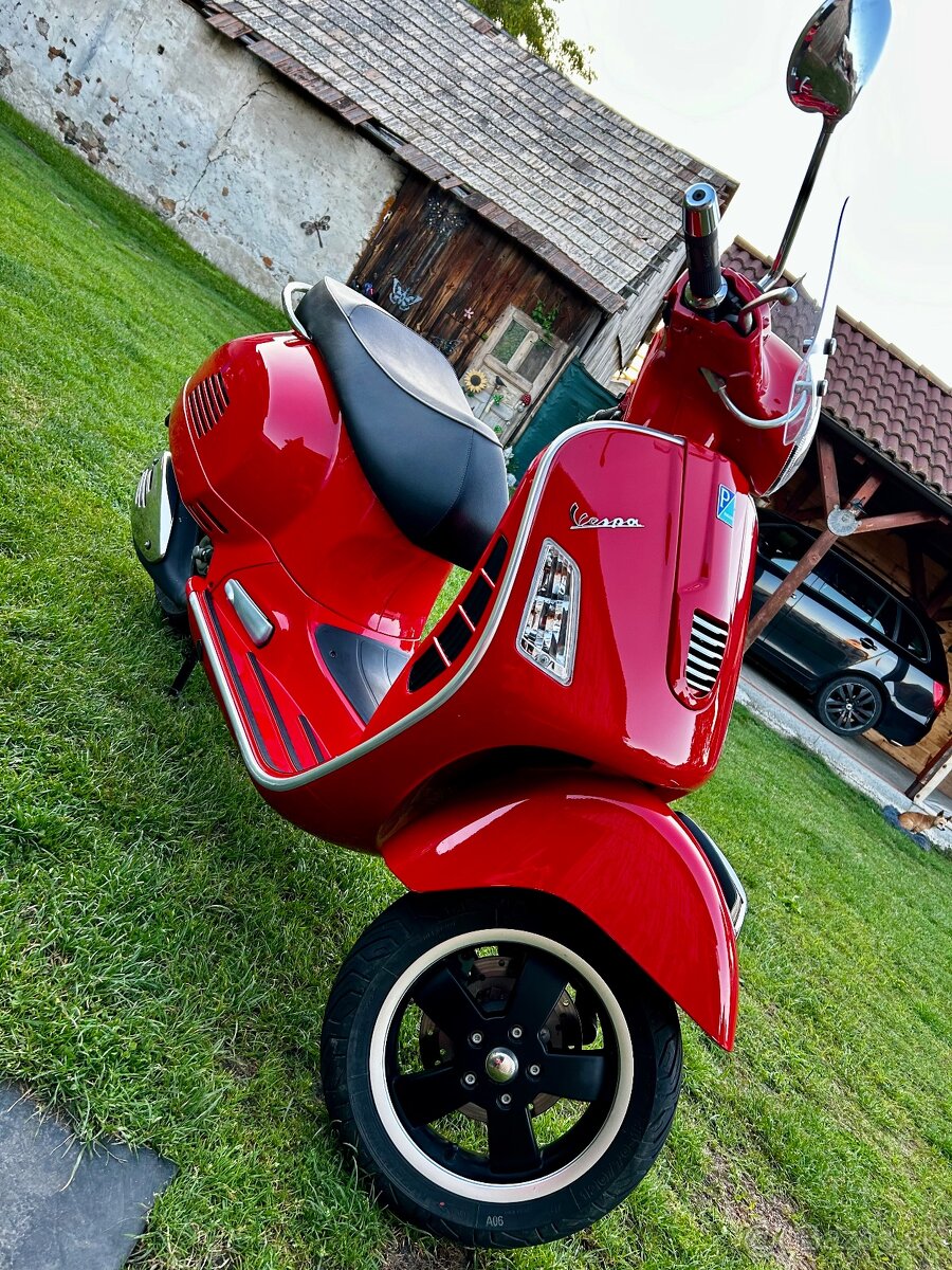 Vespa GTS 300 Super