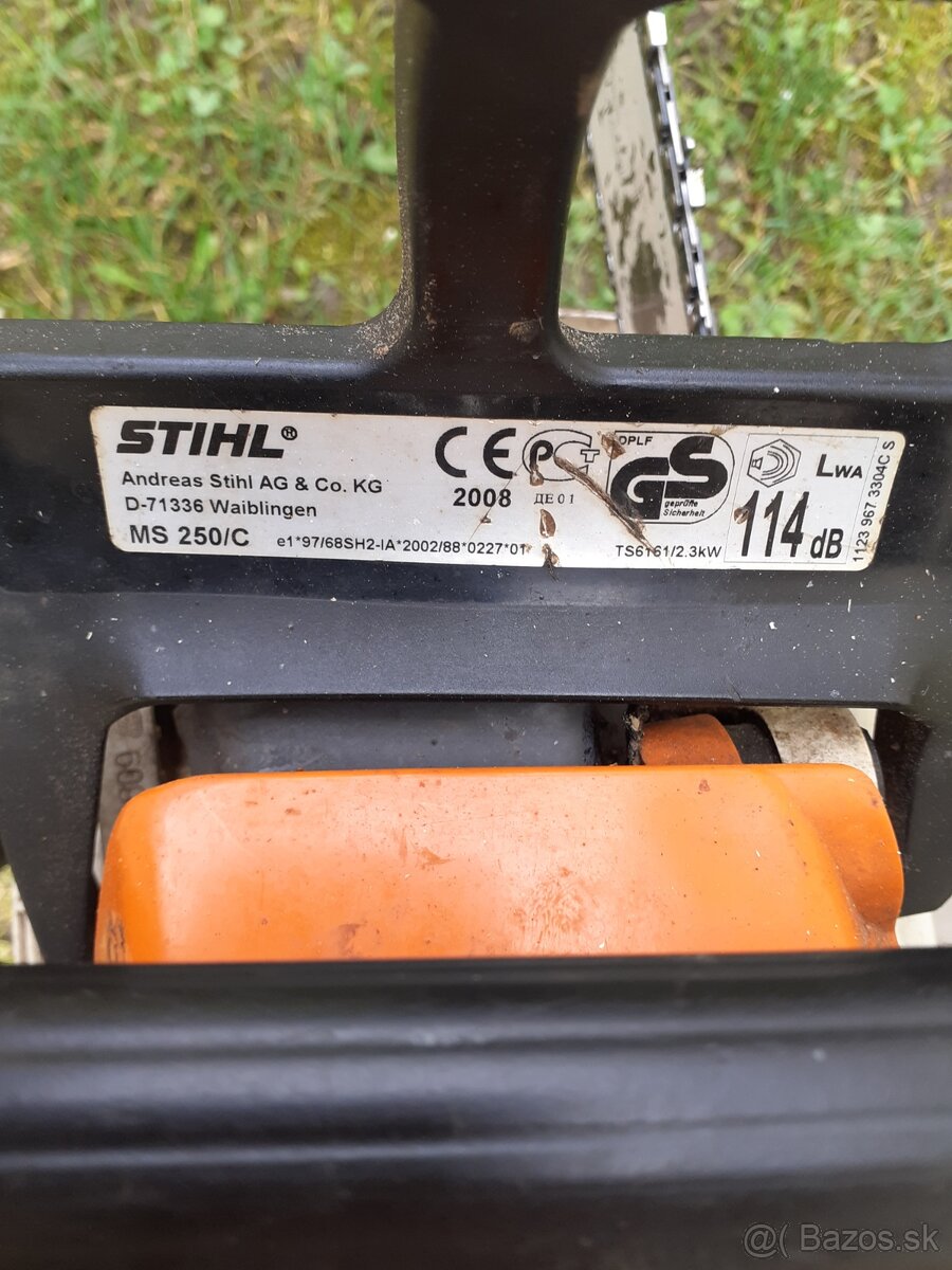 STIHL 250.