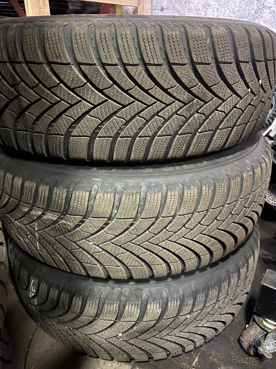 Zimné pneu s diskami 205/55 r16