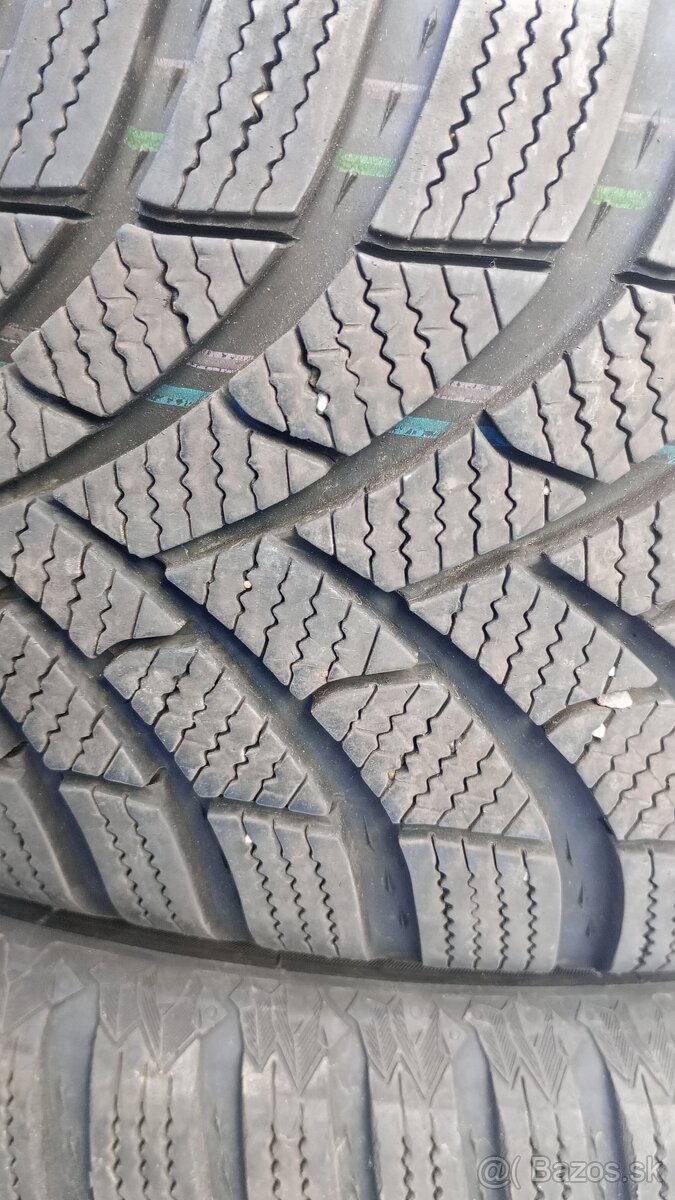 205/60 R16 96H XL zimné pneumatiky semperit