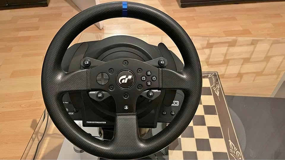 THRUSTMASTER T300RS GT + TH8A