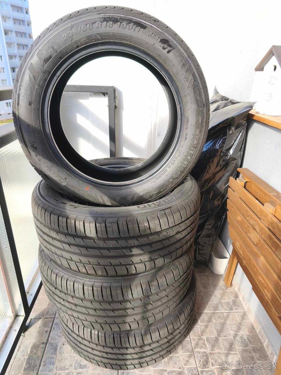 Kumho 235/55R18 104V WP52 XL pneumatiky letné