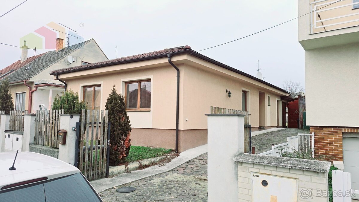 Prenájom 4-izbového rodinného domu - BUNGALOV, Moravany nad 