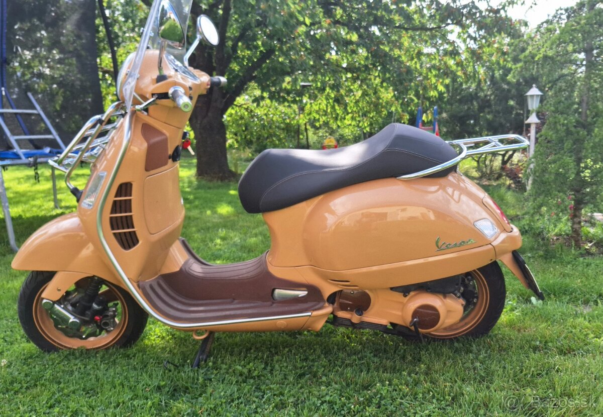 Vespa GT200