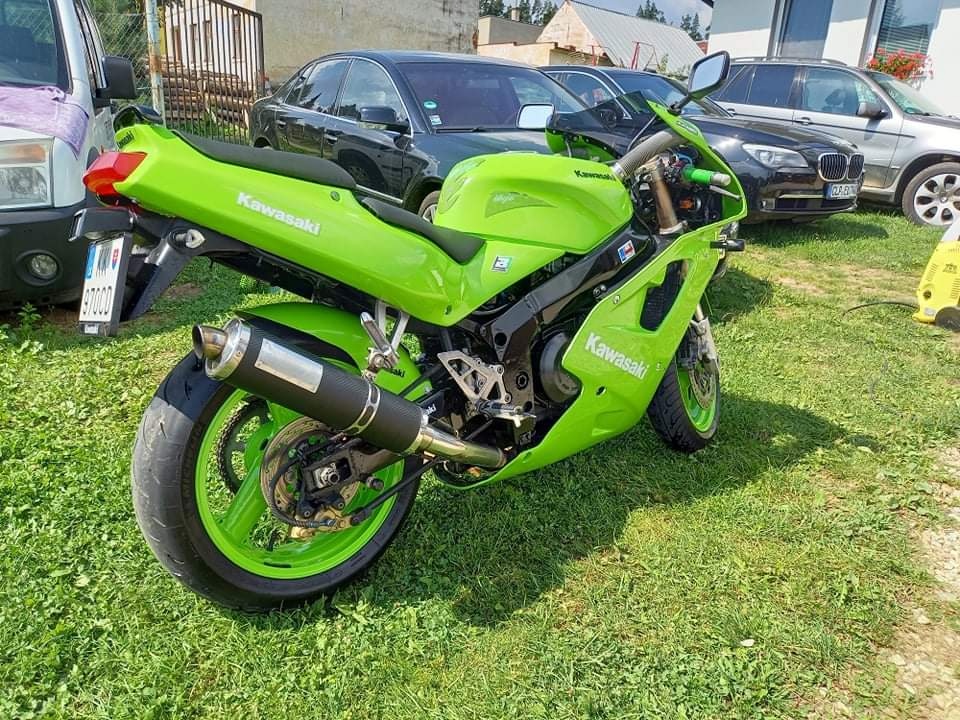 Kawasaki ZXR 750