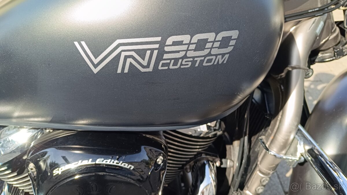 Kawasaki VN900 Custom