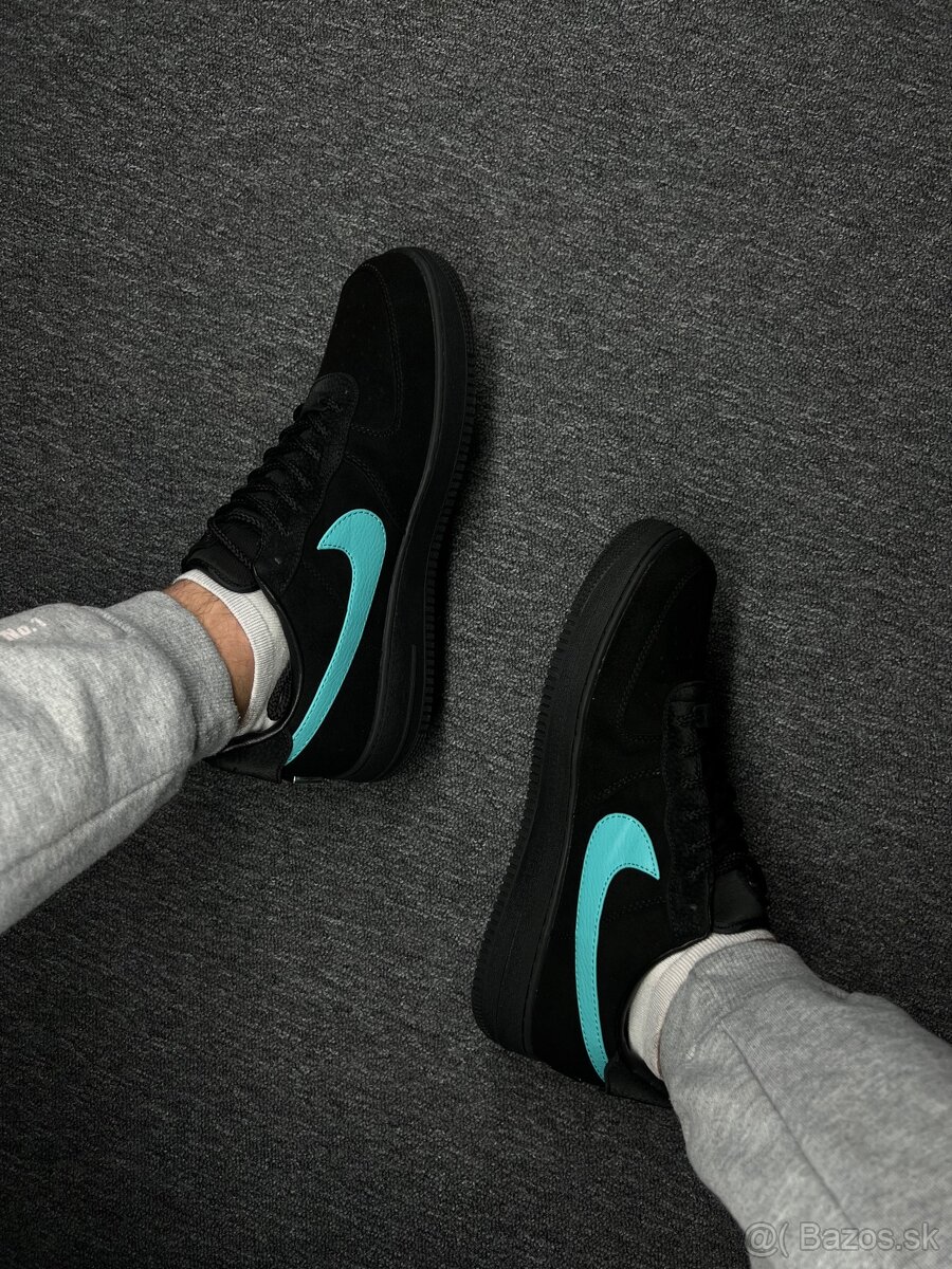 Nike x Tiffany and Co. Air Force 1 Low