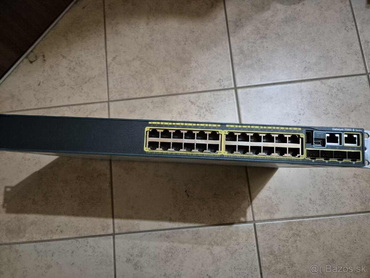 Switch Cisco 2960-S