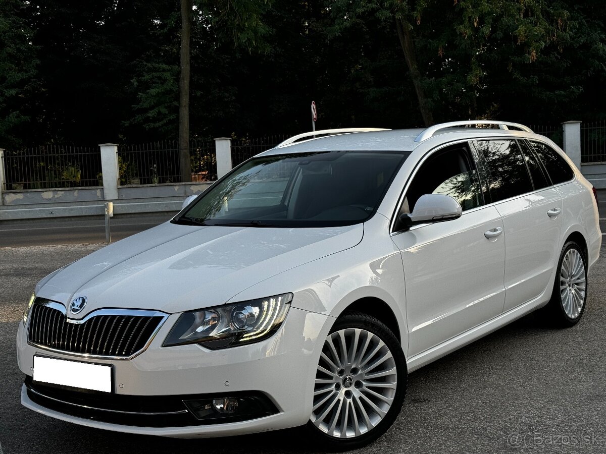 SKODA SUPERB Combi 2.0 TDI DSG 4X4 REZERVOVANÉ