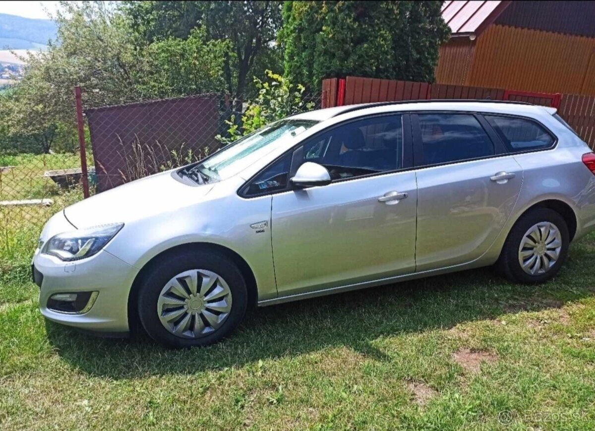 Opel Astra šport Tourer 1,7 CDTI,96 kw,rok 2015