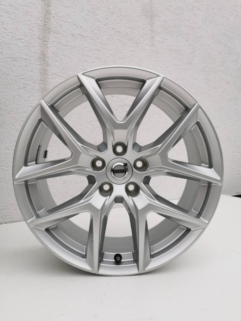 #60 Volvo XC60 orig. alu disky 7,5J 5x108 R18 ET50,5