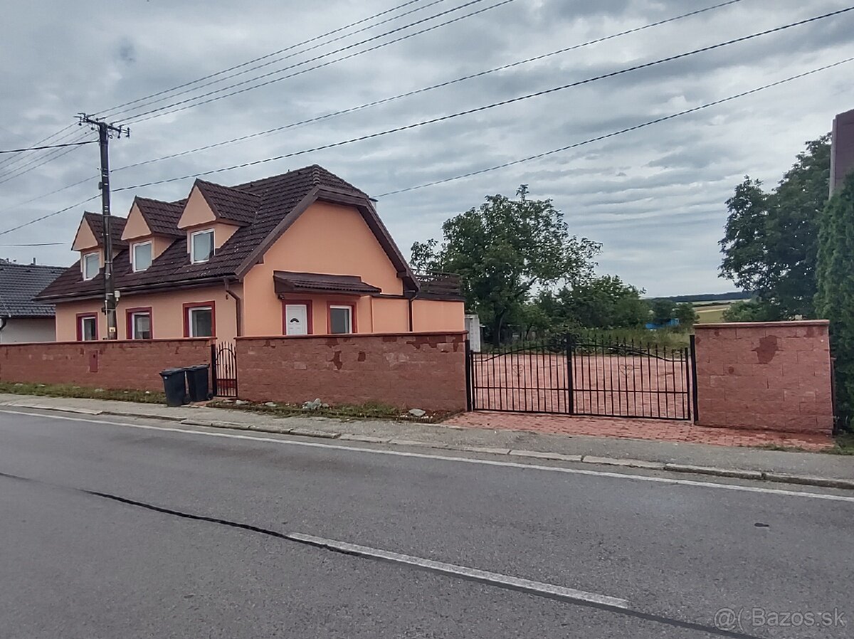 Exkl.predaj 6 izb. RD 220m2 - Horňany s pozemkom1.700m2