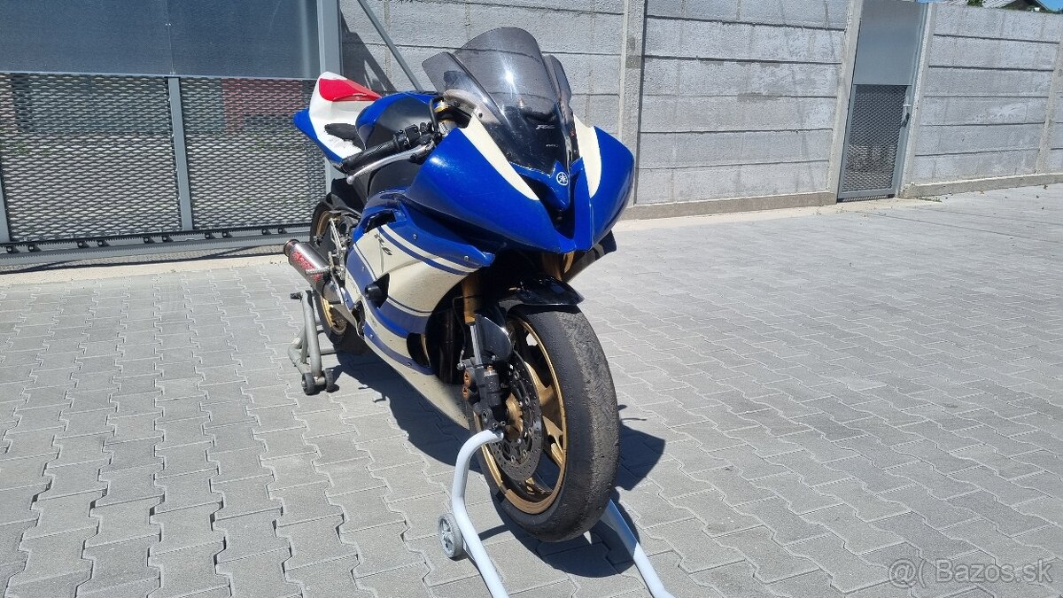 Yamaha R6 13S okruhovka