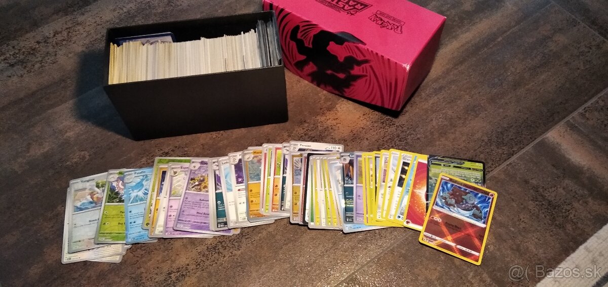 Pokémon karty viac ako 500 kariet