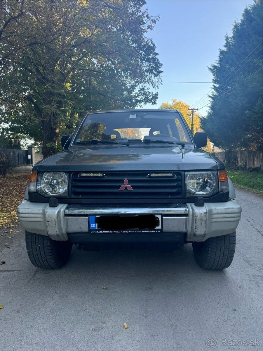 Mitsubishi pajero 2.5super select dovoz taliansko