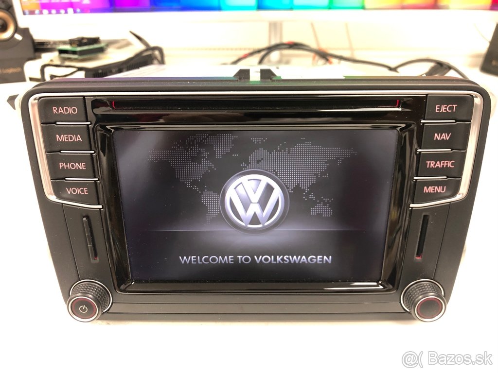 MIB STD2 PQ+ Nav original vw radio s navigaciou a telefonom.