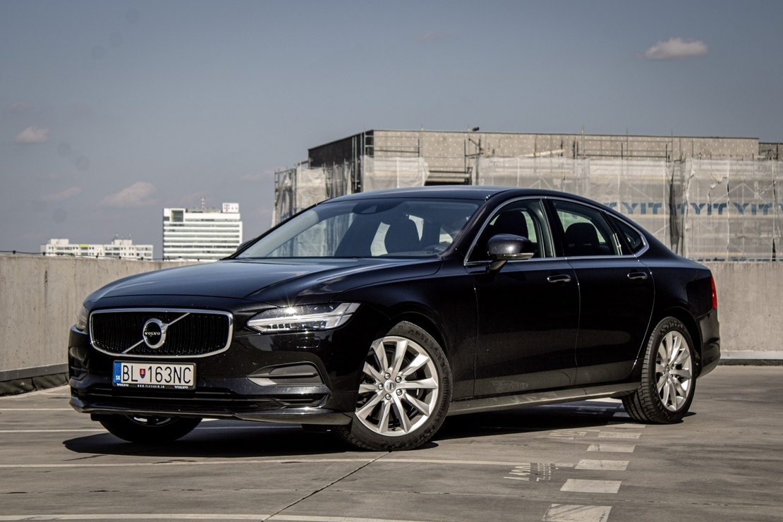 Volvo S90 T6 AWD 235kw - po 1. majiteľovi, 105tis. km