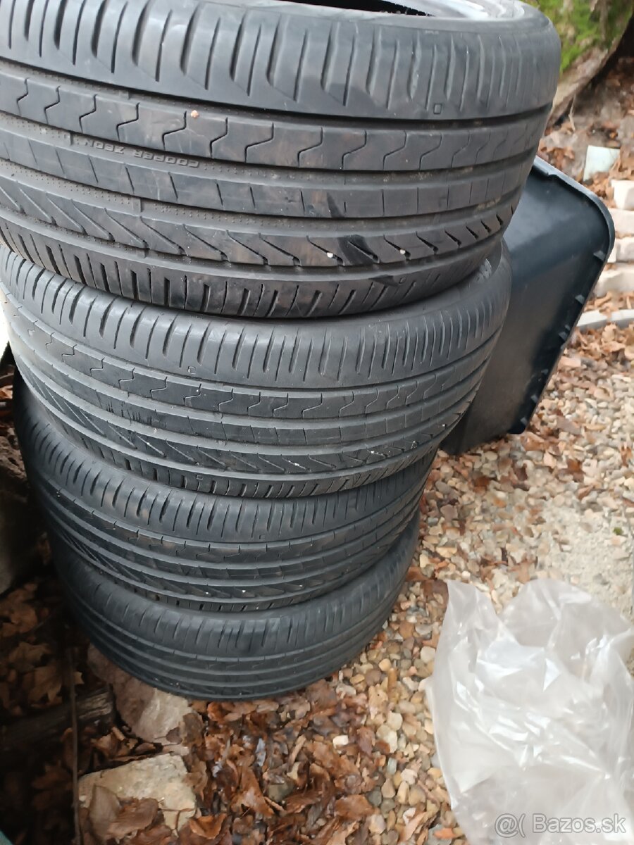 Predám letné pneu Cooper Zeon 225/45 R17