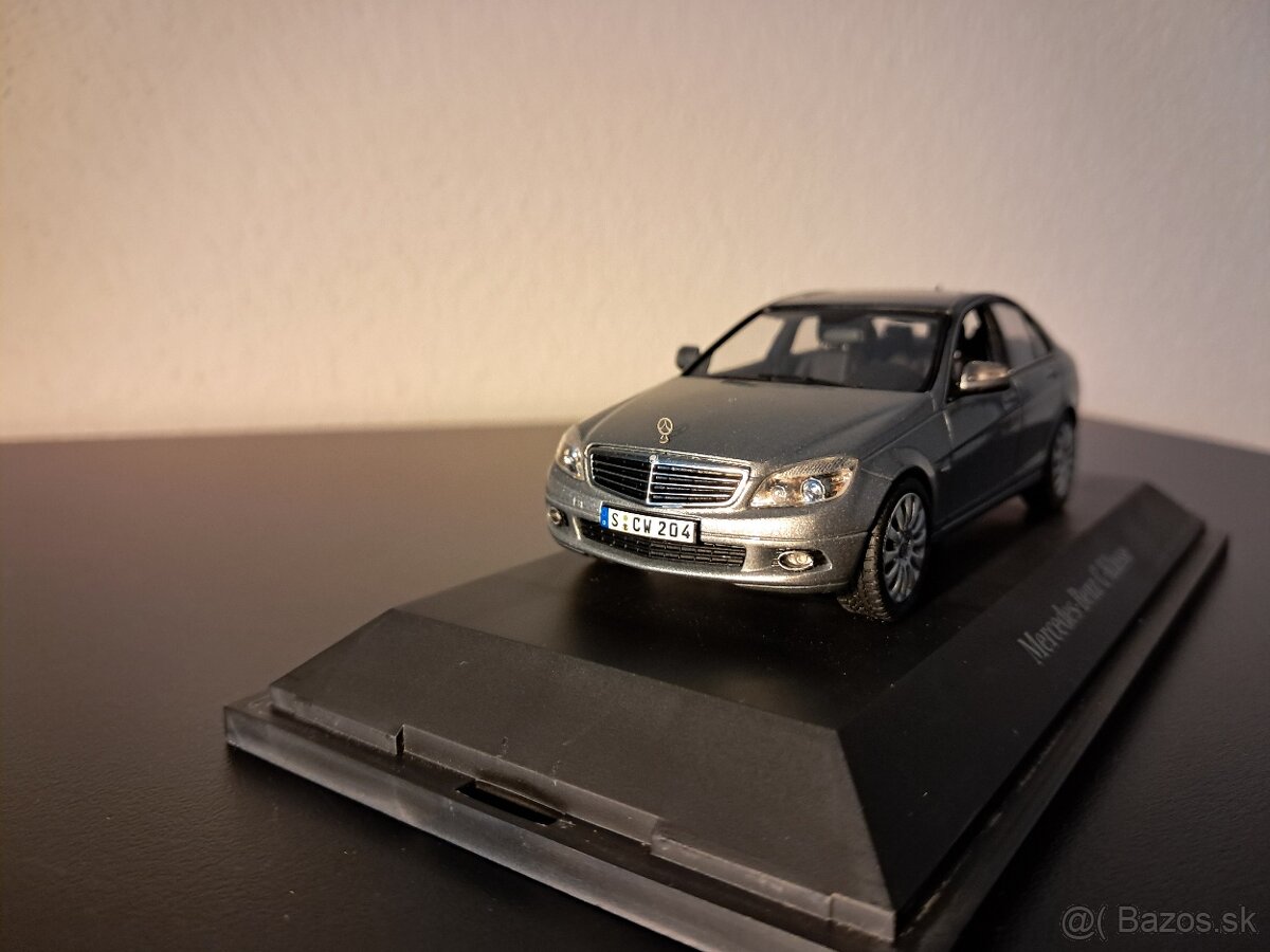 Model Mercedes-Benz C-Klasse