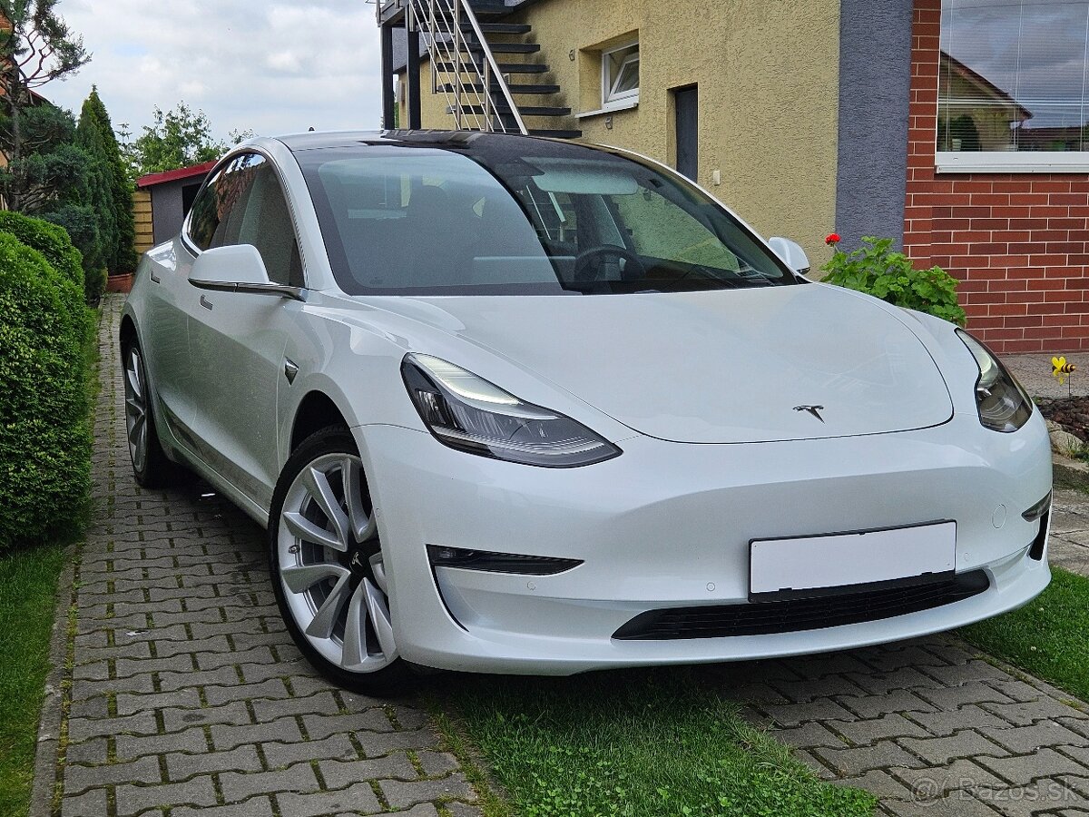 TESLA MODEL 3 LONG RANGE DUAL MOTOR LEN 42000KM