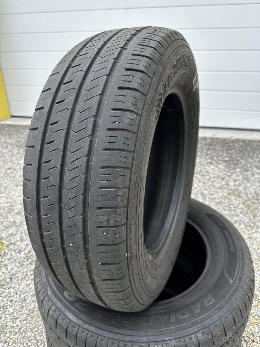 Hankook RA28 215/65 r16 C 106T celorocne pneu