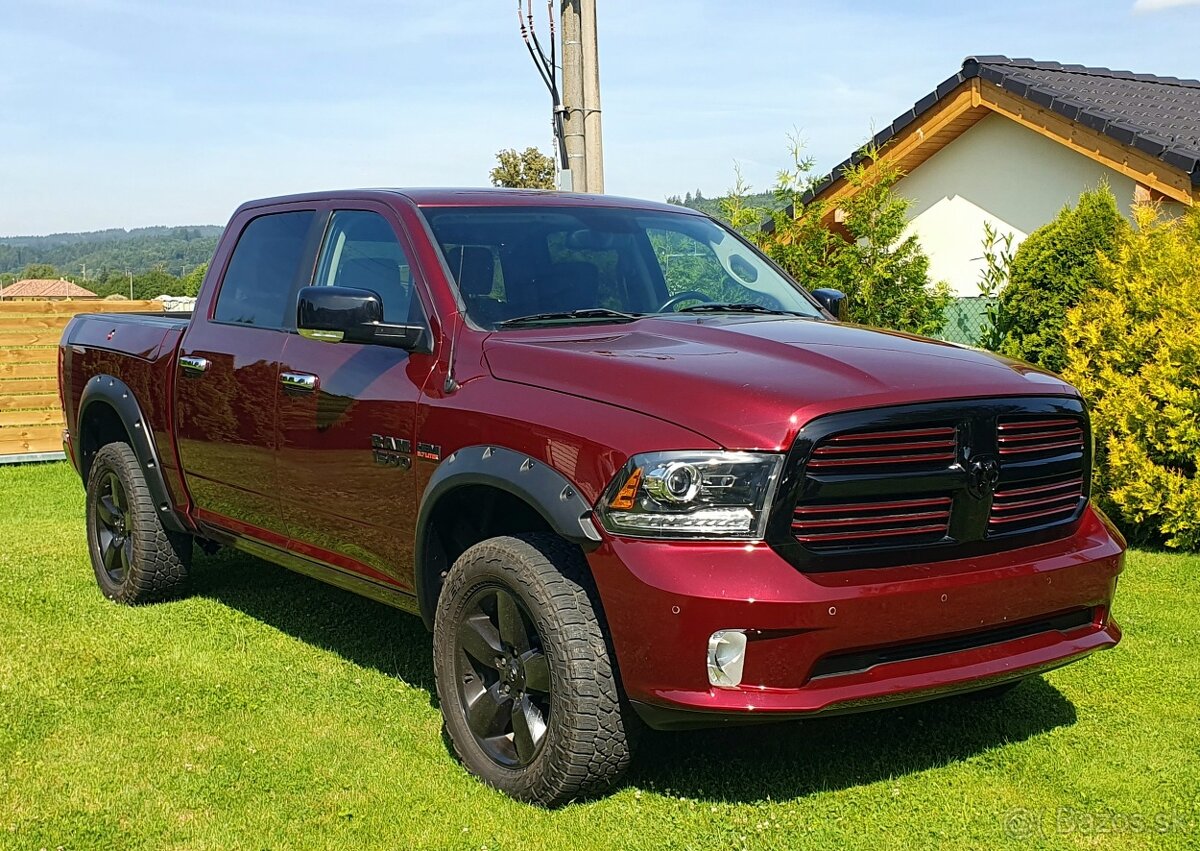 Predám Dodge RAM BIGHORN 5.7 HEMI vzduchový podvozok