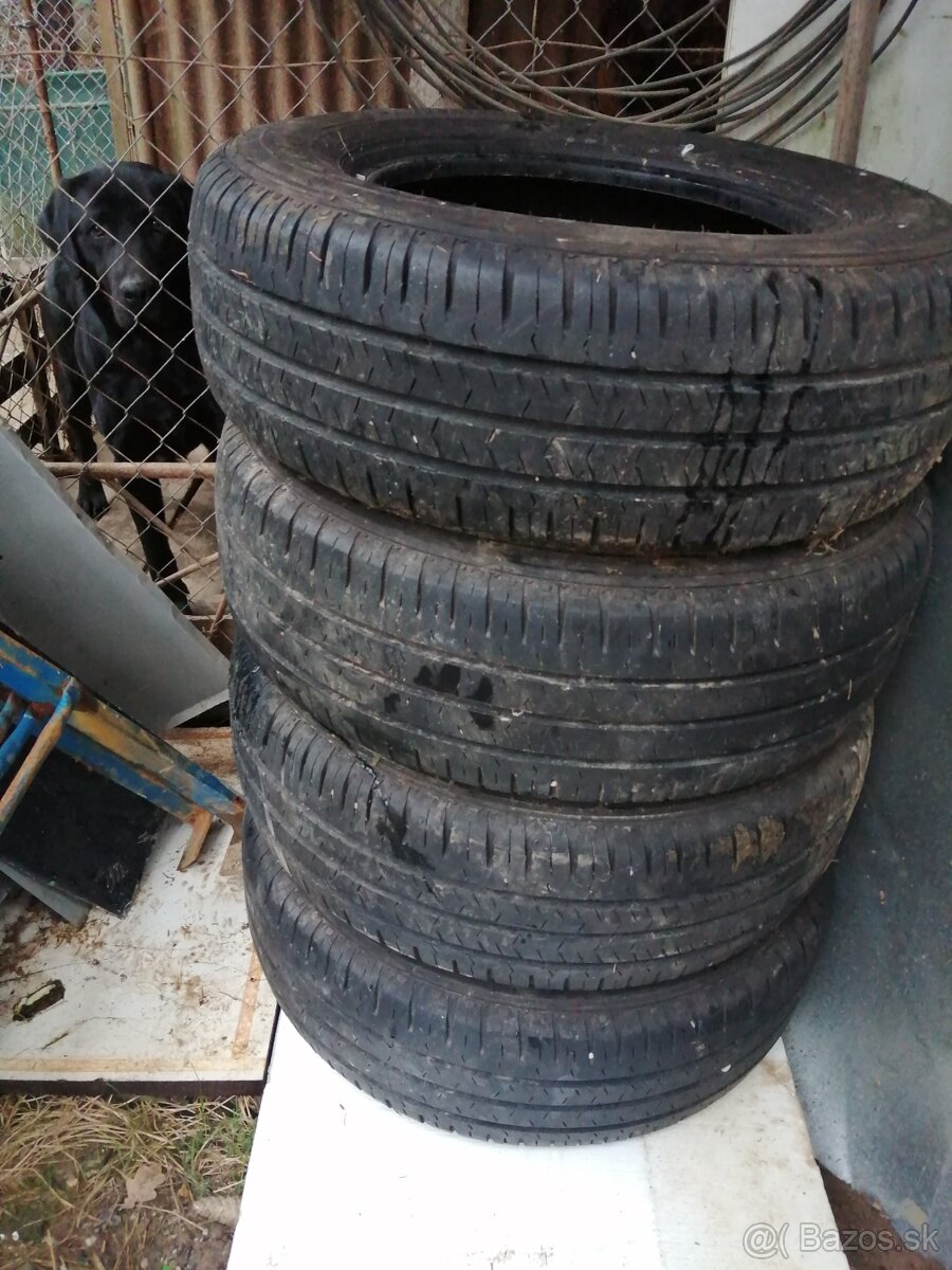 215/70R15C