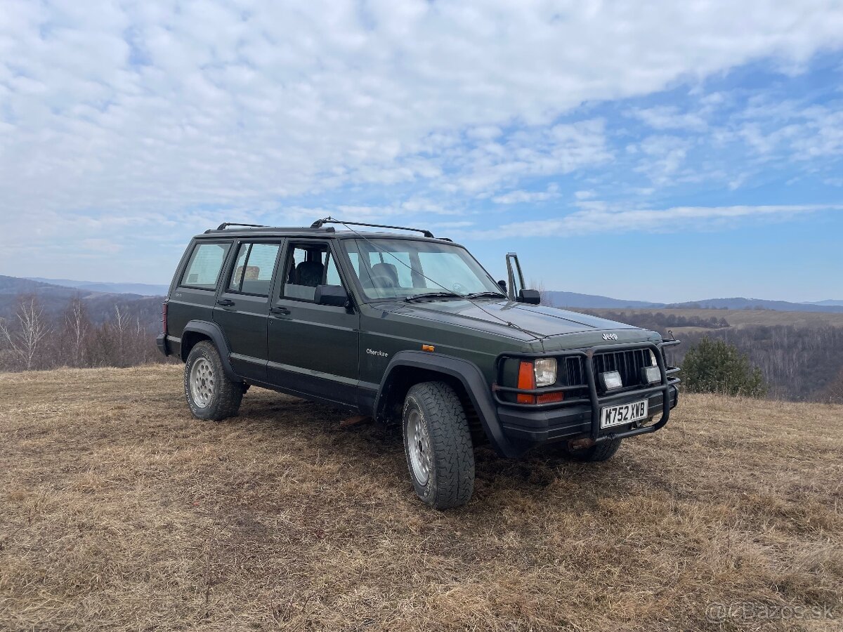 Jeep cherokee 2,5 benzin manual