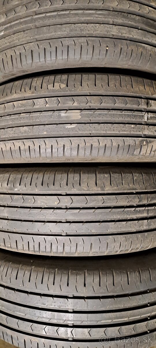 Predám 4ks jazdené letné 215/60r16-95H Continental