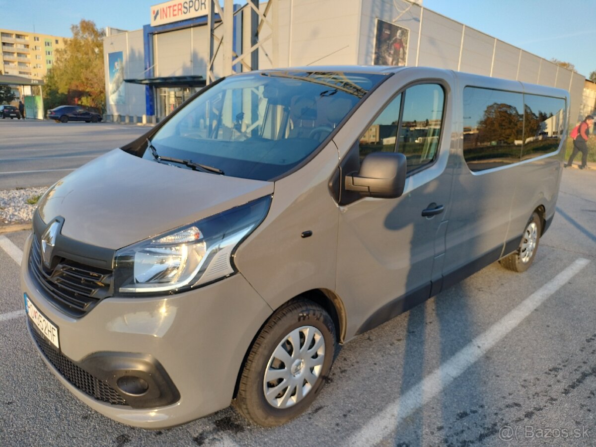 Renault Trafic Passenger 1.6dCi Long