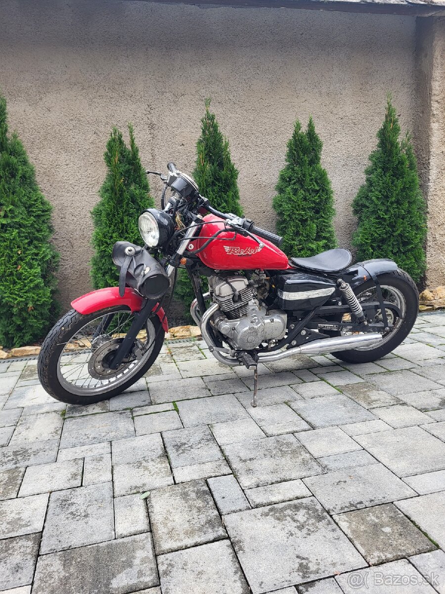 HONDA Rebel 125