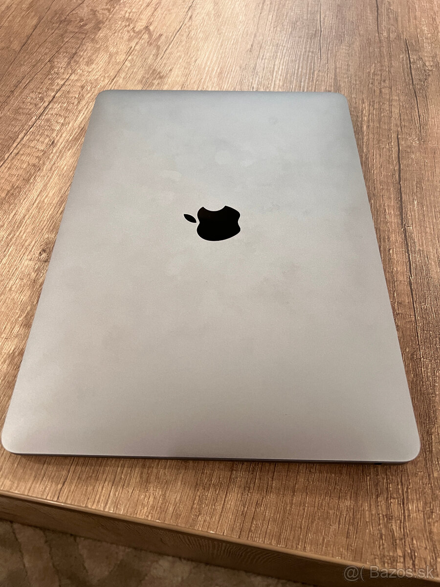 MacBook Air M1