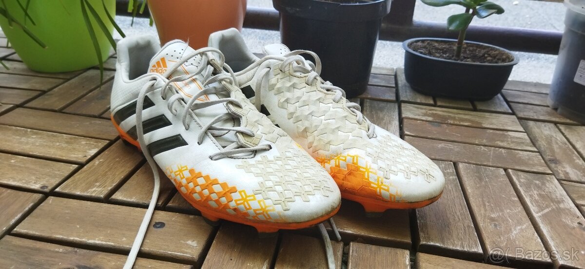 Kopačky Adidas predátor 43