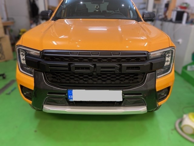 Predna maska pre Ford Ranger T9 Wildtrack