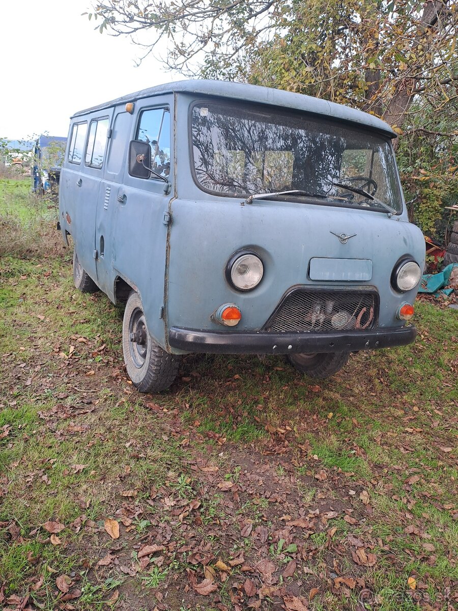 Uaz 452