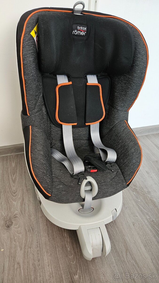 Britax Romer Dual fix I-size 9-13kg, otočná, isofix