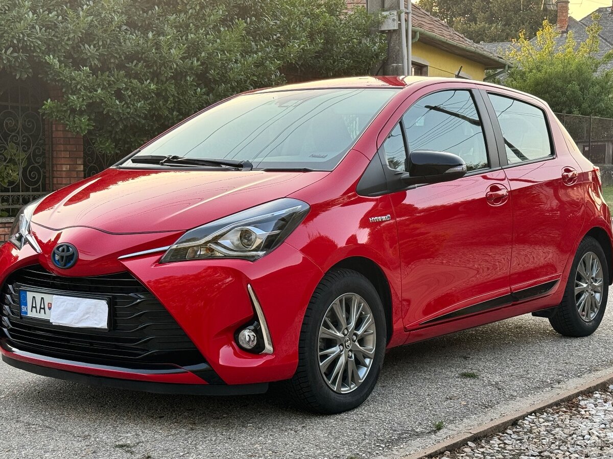 Toyota Yaris 1.5 Hybrid Style e-CVT 27000km