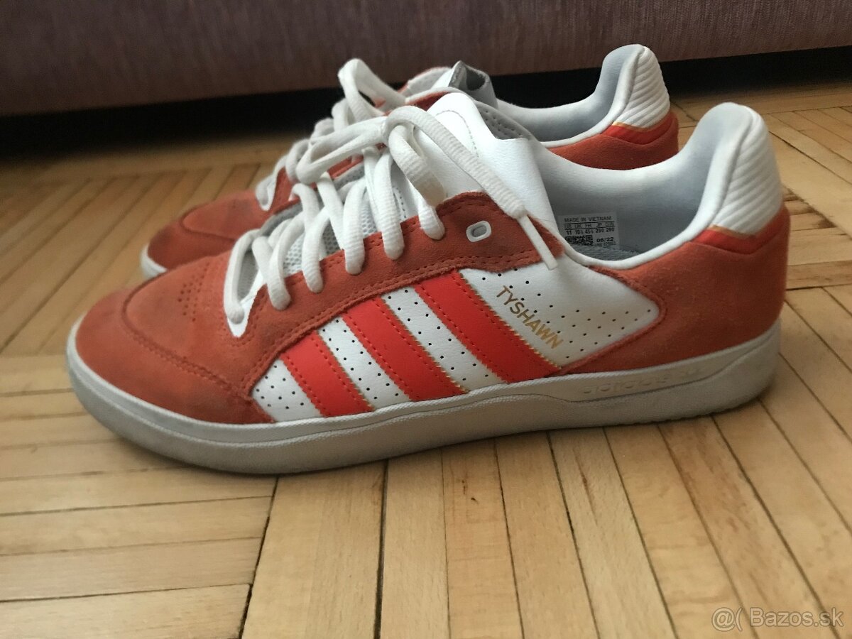 ADIDAS Skateboarding 45velkost